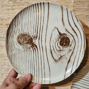 Set Of 4 Thomas Paul WoodGrain Melamine Plates Hard to Find